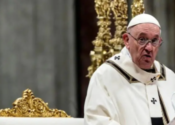 Cuadro clínico del papa ‘es complejo’ y requerirá ‘hospitalización adecuada’: Santa Sede