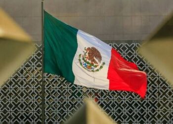 En la Cámara de Diputados se llevó a cabo la segunda sesión del “Laboratorio de Traducción Poética: El eco en la hiedra”