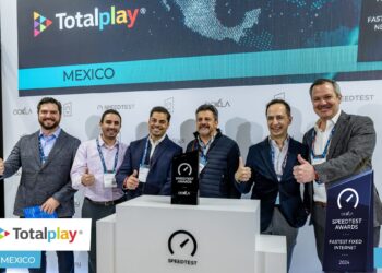 Innovación y excelencia: Eduardo Kuri y Totalplay brillan en el Mobile World Congress (MWC) 2025, celebrado en Barcelona, España