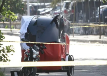 Caen hombres por tirar cuerpo de mujer en basurero de Santa Martha Acatitla Norte