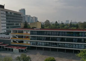 Rodríguez Van Gort asume segundo periodo al frente de la FFyL de la UNAM