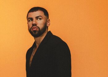 ASTRO ANDY CONQUISTA MÉXICO CON «FIN DEL MUNDO» Y AVIVA LA EXPECTATIVA POR SU ÁLBUM «ETERNO RETORNO»