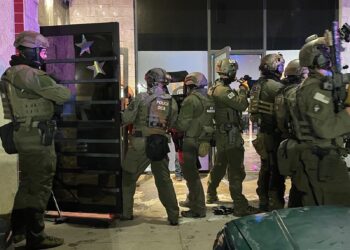 Detuvieron a 5 mexicanos en redadas contra migrantes en Colorado: Sheinbaum