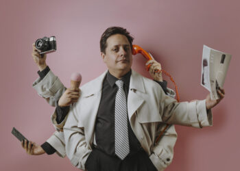 Manuel Calderón continúa con paso firme en la comedia nacional con “Yo no soy Mendoza”