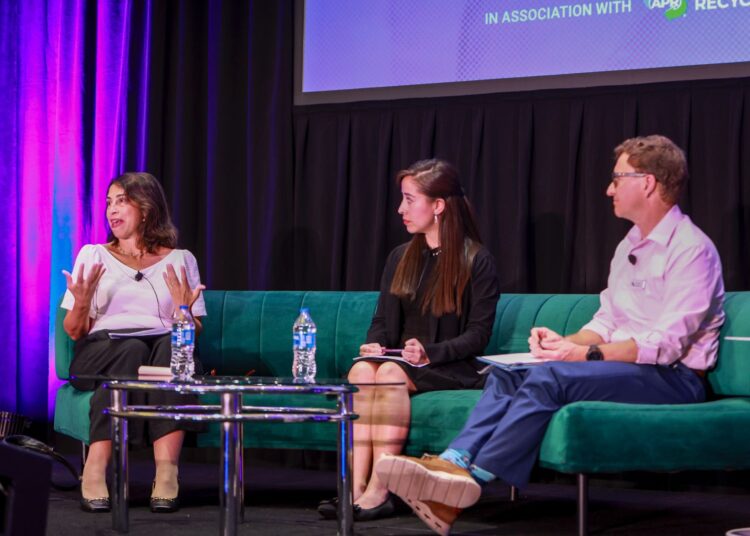 (Elena Mantagaris, Senior Advisor Canadian Initiative. Montserrat Ramírez, directora de Operaciones PET ECOCE A.C. Scott Trenor ,Technical Director Olefins Tech Committee Lead)