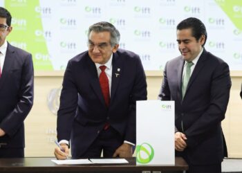 Entrega IFT concesiones de radio y tv a Tamaulipas