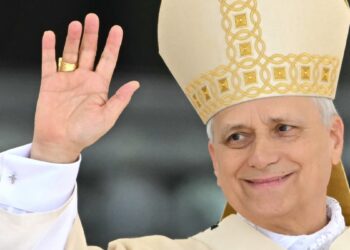 León XIV inicia su pontificado con llamado a la justicia social y ambiental