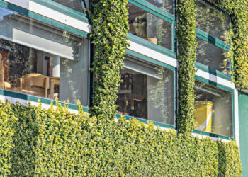 Dignifican el trabajo del conserje en México