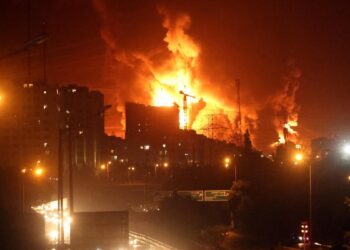 Acepta Trump posible intervención de EU en conflicto entre Irán e Israel