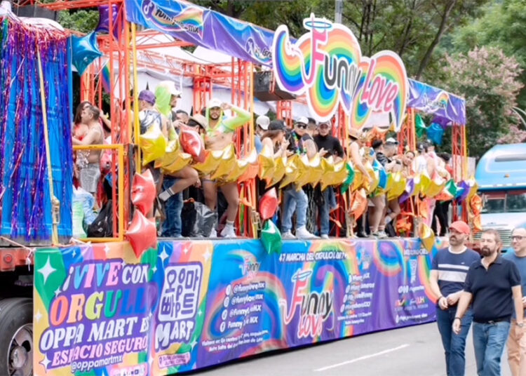 Los colores de la Marcha del Orgullo 2025 (Creditos Ivonne Cardenas)