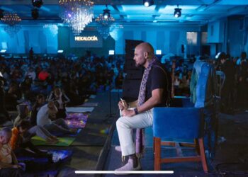 La Hekalogía de Ricardo Ponce mueve masas en México